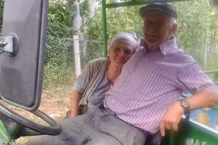 Eşini kazada kaybetti, 12 saat sonra kalp krizinden öldü