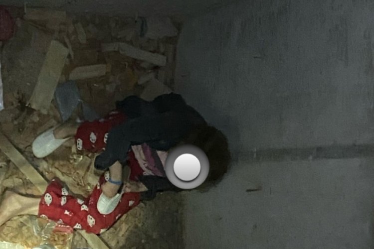 Asansör boşluğuna düştü