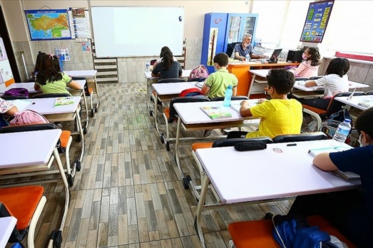 Pazartesi günü İstanbul'da okul var mı? 28 Nisan okullar tatil mi?