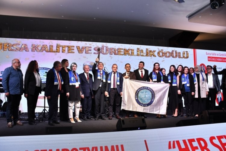 Gemlik Asım Kocabıyık MYO'ya "kalitede süreklilik" ödülü