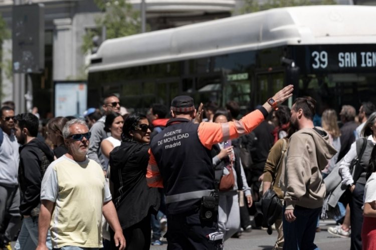 İspanya'da elektrik kesintisinin ardından OHAL ilan edildi