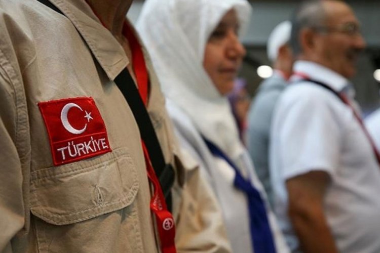 Yılın ilk hac kafilesi yola çıktı!