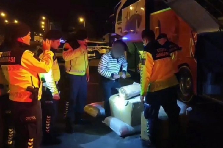 Mersin'de Büyük Kaçak Tütün Operasyonu: 1,5 Ton Tütün Ele Geçirildi