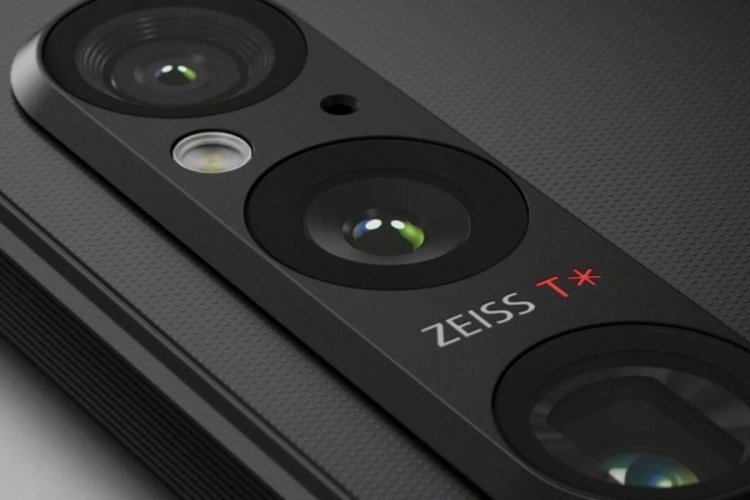 Sony Xperia 1 VII ertelendi