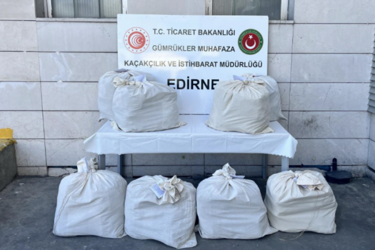 Sınır kapılarında uyuşturucuya geçit yok