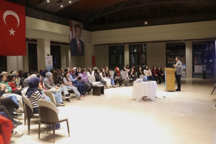 Gençler Ahlat'ta geçmişle gelecek arasında bir köprü kurdu