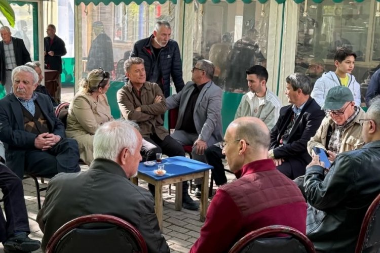 CHP'li Vekil Orhan Sarıbal Bursa'da düğüne katıldı
