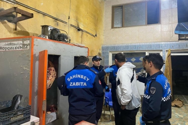 Gaziantep'te 1,5 ton bozuk et ele geçirildi