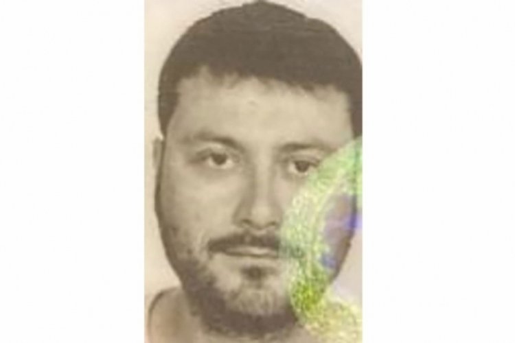 Arkadaşlarıyla sahilde alkol alan eczacının cansız bedeni bulundu