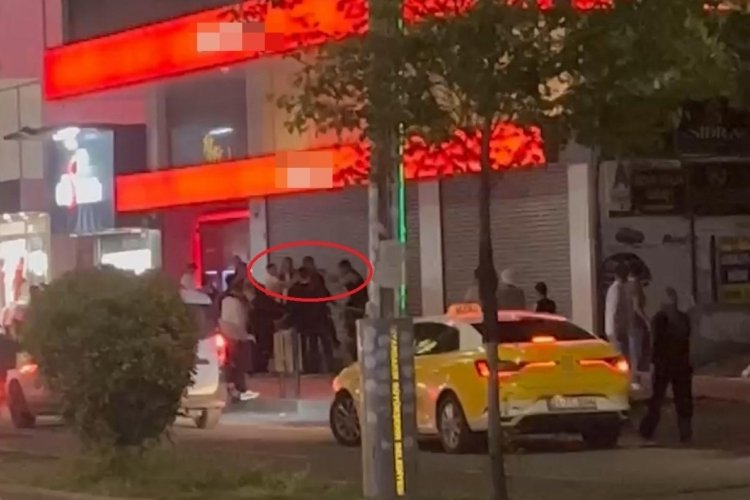 Diyarbakır'da iki grup arasında sopalı ve kemerli kavga kamerada