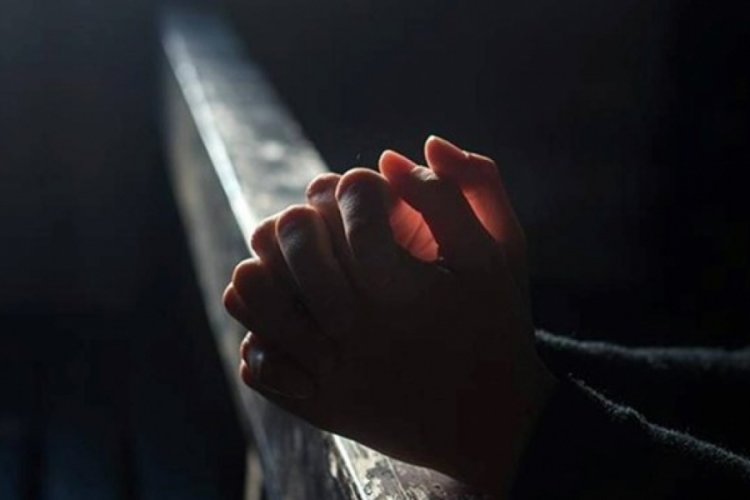 15 yaşındaki çocuk hastane tuvaletinde doğum yaptı