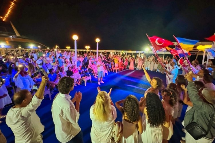 Sosyetenin yeni trendi 'Cruise Tatili'