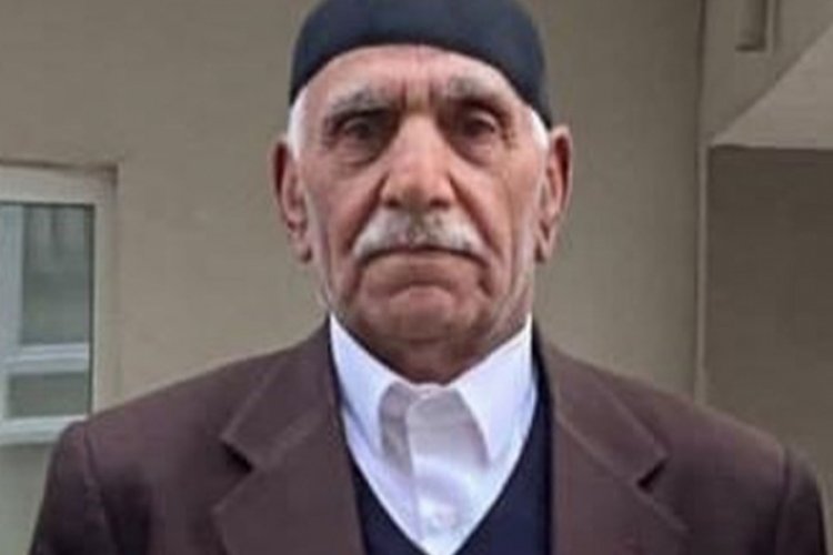 Camiye gitti: Daha da gelmedi!