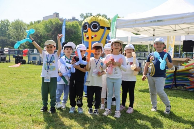 Bursa Uluslararası Spor Festivali'nde çocuklar doyasıya eğlendi