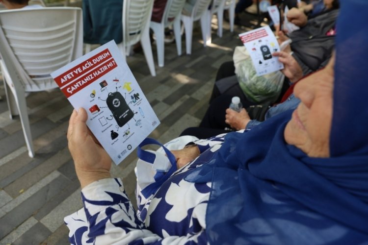 Büyükşehir'den mahallelerde 'halk sağlığı ve afet bilinci' eğitimi