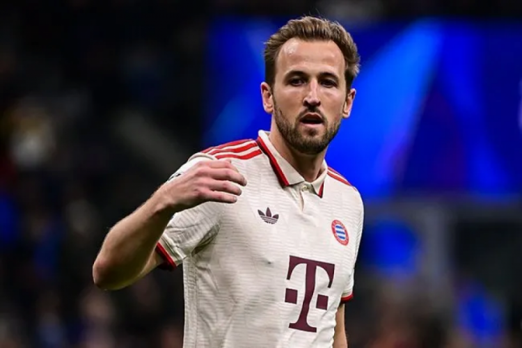 Harry Kane, gol rekorlarını şampiyonlukla taçlandırdı