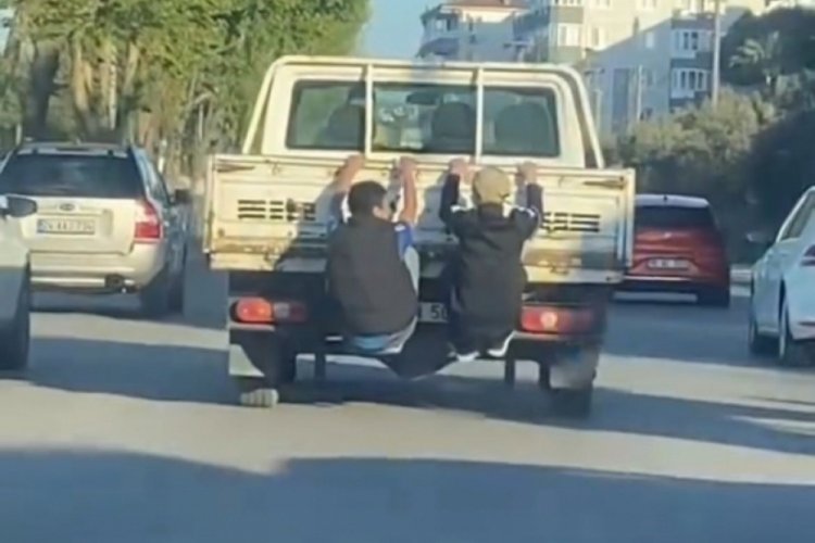 Bursa trafiğinde tehlikeli yolculuk!