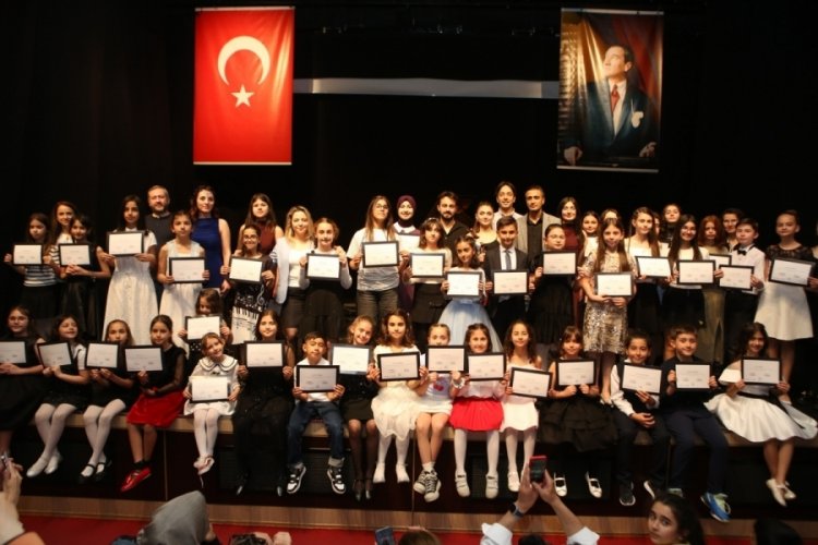 Nilüfer'de yıl sonu konserleri keman ve piyano ile başladı