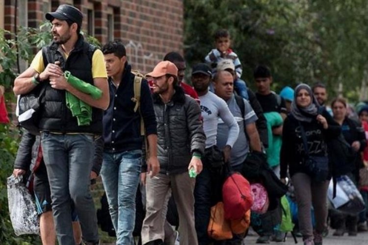 Almanya iltica talebinde bulunanları geri çevirecek