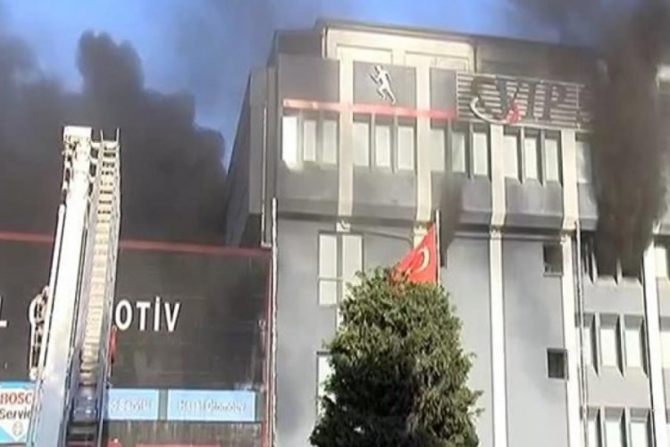 Sabahın erken saatlerinde fabrika yangını!