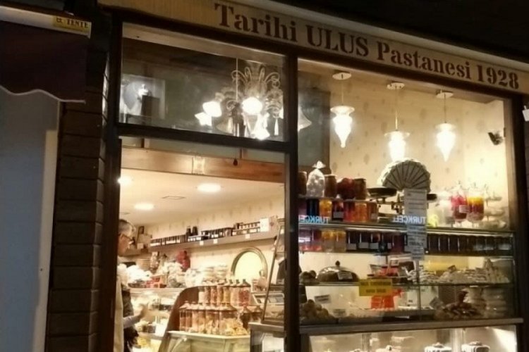 Bursa'nın köklü pastanesi taklit kriziyle gündemde!
