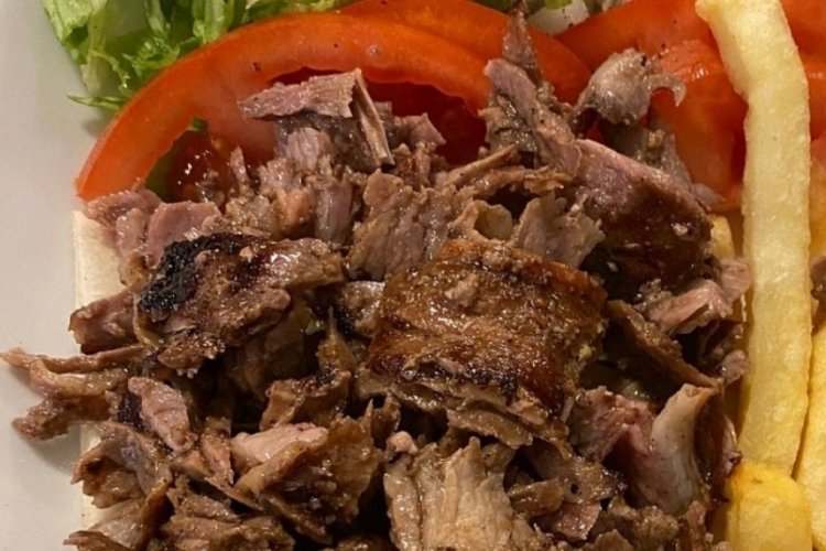 Valilik fiyatı uçan et dönere müdahale etti, fiyatlar geri çekildi!