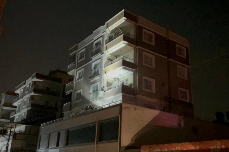 Hatay'da 4. kattan düşen çocuk yaralandı