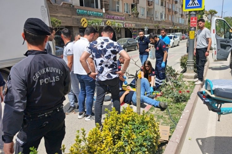 Bursa'da motosiklet kazası panik yarattı!