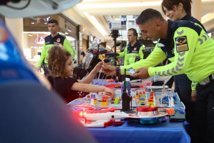 Bursa İl Jandarma Komutanlığı'ndan bilinçlendirme seferberliği