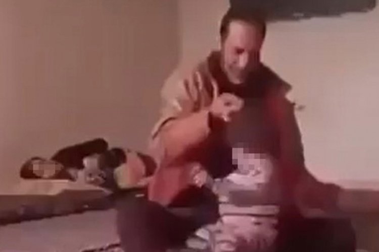 2 yaşındaki çocuğunu öldüresiye dövdü! Savunmasındaki sözler herkesi şoke etti