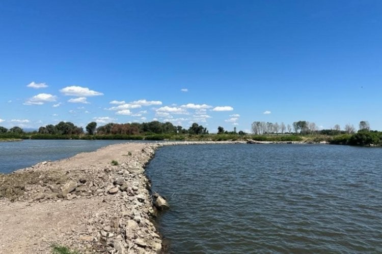 Meriç Nehri'ne deniz suyu karışmaması için set çekildi