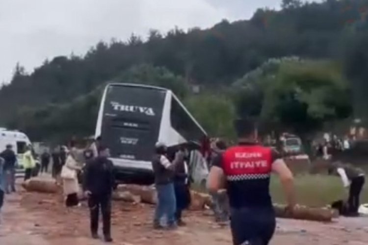 Çanakkale'de otobüs kazası: Çok sayıda ölü ve yaralı var