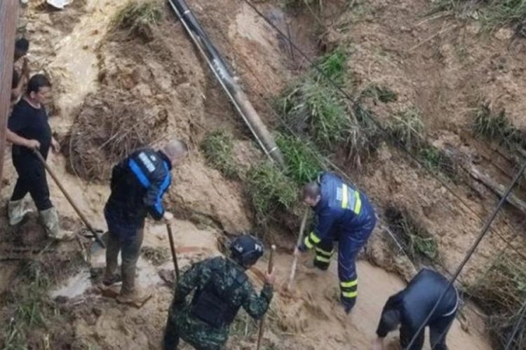 Kolombiya'yı sel ve toprak kayması vurdu: 5 ölü
