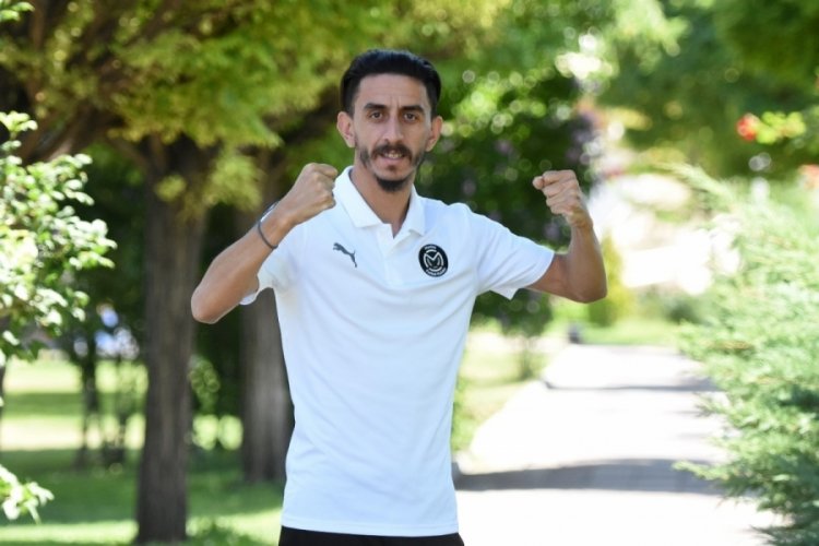 Bursaspor bir yeni transferini daha duyurdu!