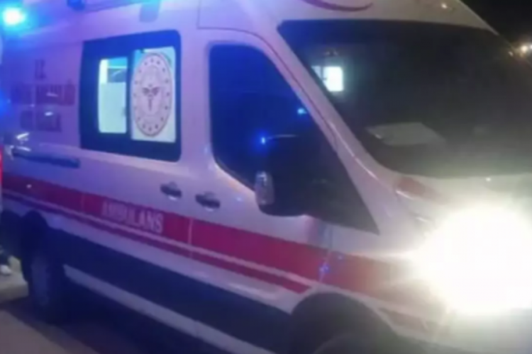 Telefonla konuşurken dehşeti yaşadı! Üzerine yıldırım düştü