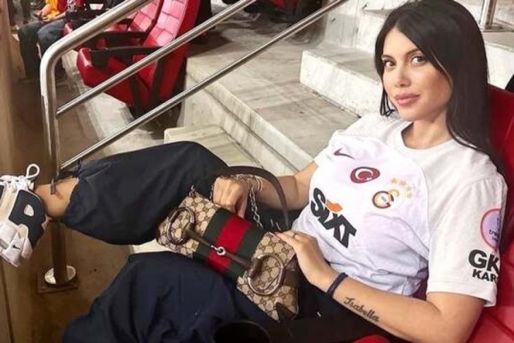 Wanda Nara'dan çiçek kıskançlığı