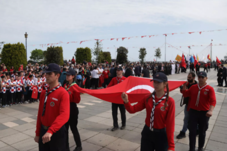 19 Mayıs Pazartesi günü resmi tatil mi?