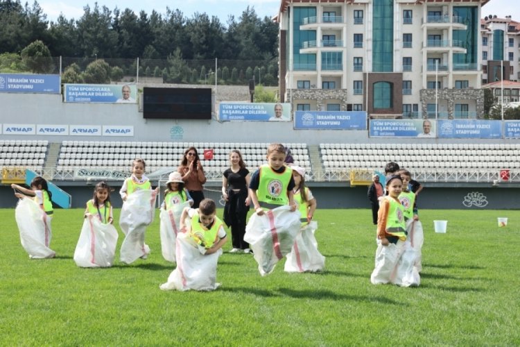 Nilüfer'de miniklerden tatlı mücadele
