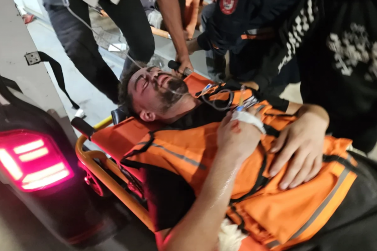 İsrail Gazze'de yine hastaneye saldırdı: 16 ölü, 70 yaralı