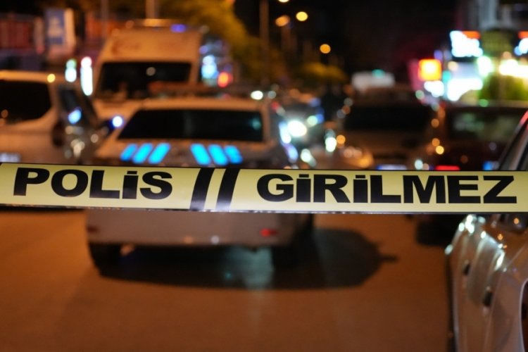 Silah ve bıçakların havada uçuştuğu kavgada: 1 ölü, çok sayıda yaralı!