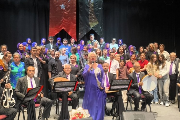 Bursa'da Otizm Anneler Korosu'ndan muhteşem konser