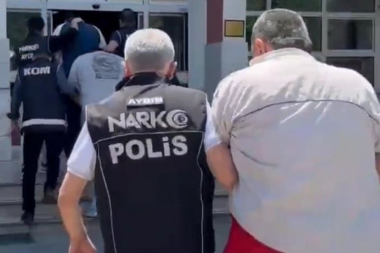 Uyuşturucu ticareti yapan baba ve 3 oğlu tutuklandı