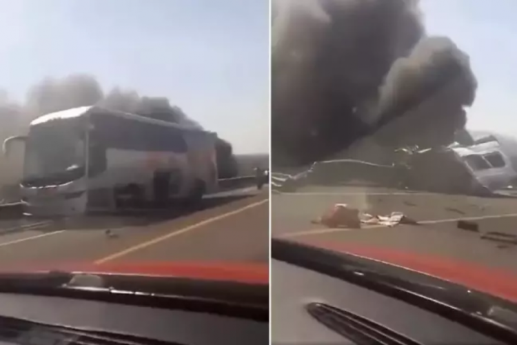 Zincirleme trafik kazasında 21 kişi hayatını kaybetti