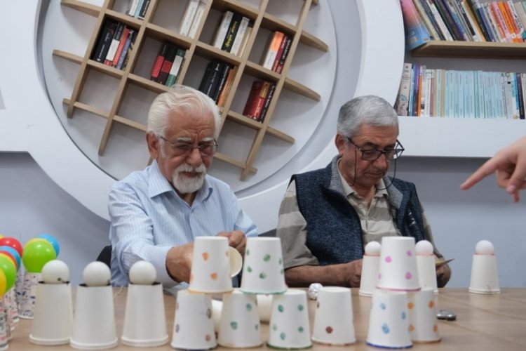 Bursa'da huzurevinde duygu dolu anlar
