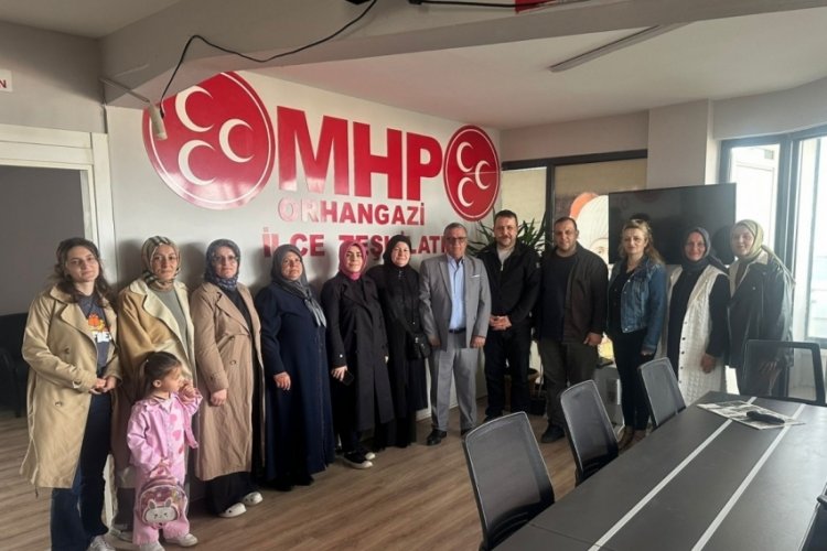 Bursa'da köylü kadınlardan MHP'ye doğalgaz ziyareti!