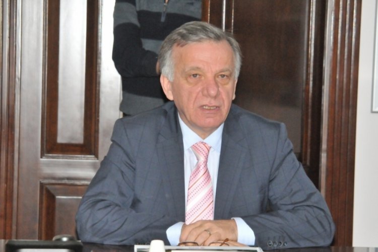 Yolsuzluk davasında eski Yalova belediye başkanları yeniden hakim karşısında
