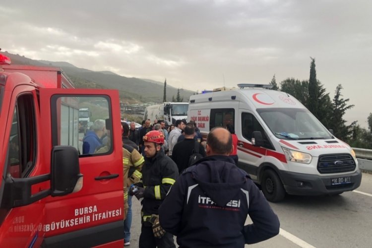 Bursa'da korku dolu anlar! Hem kaza hem kavga...