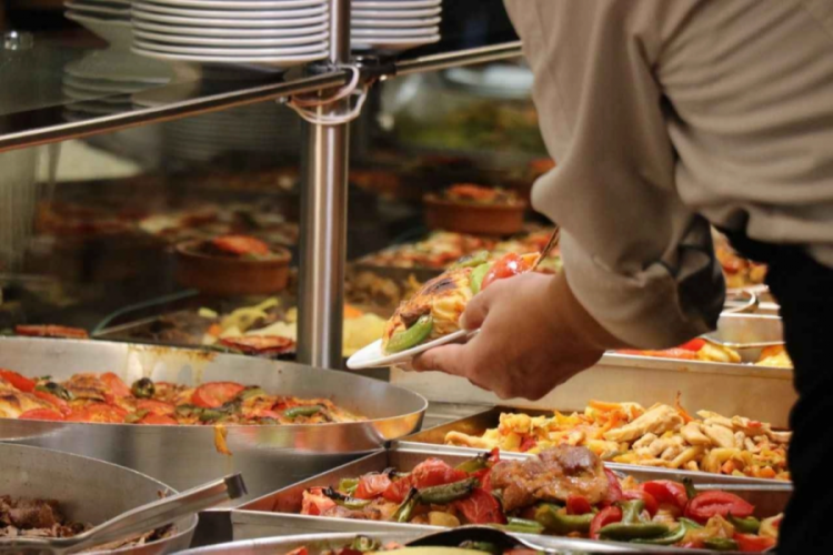 Bursa'da o yemek şirketi hakkında flaş gelişme! 2016 yılında karar verilmişti...