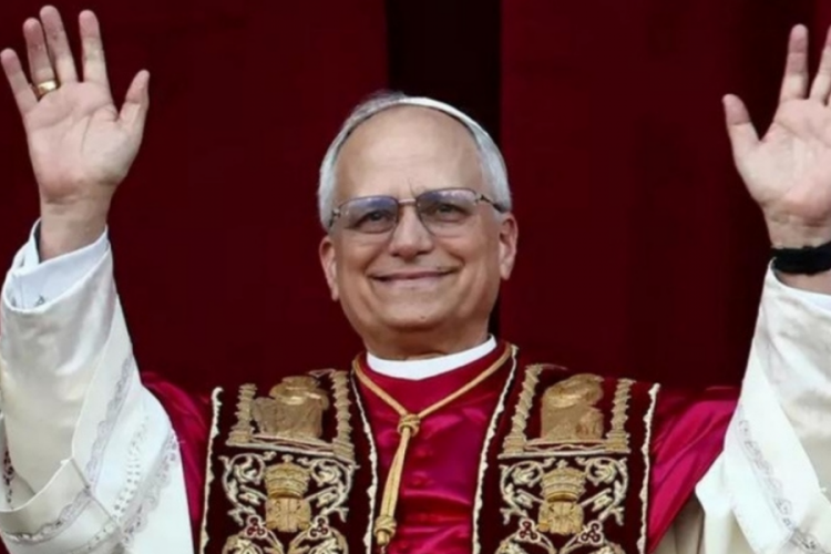 Yeni Papa Leo'nun soyadının arkasından yasak aşk çıktı!