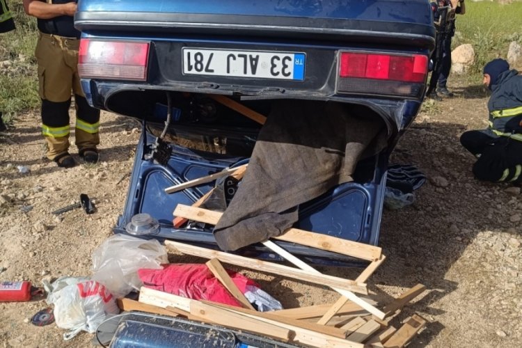 Mardin'de otomobil takla attı: 3 yaşındaki çocuk hayatını kaybetti, anne ve babası yaralandı